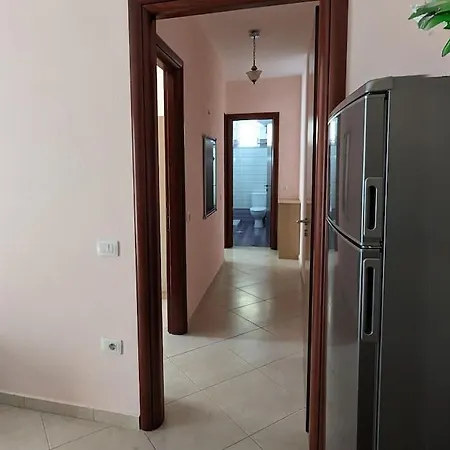 Apartment Sharing Apt- Private With 2 Beds