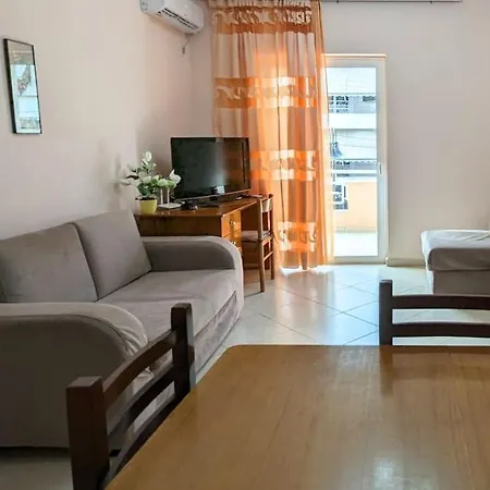 Sharing Apt- Private With 2 Beds Apartment Sarande