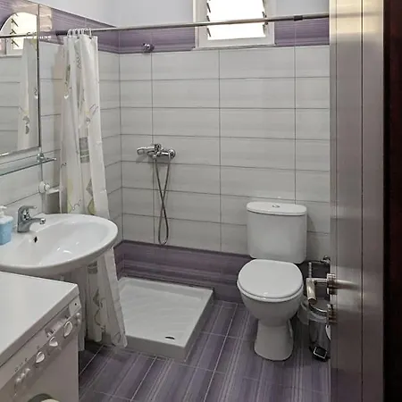 Sharing Apt- Private With 2 Beds Apartment Sarande