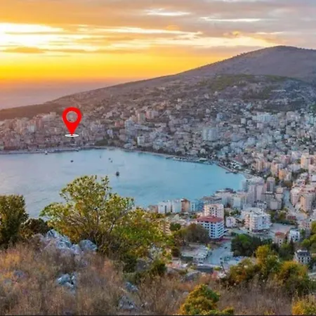 Shared Apt- Private With 2 Beds *