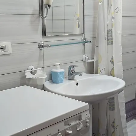 Sharing Apt- Private With 2 Beds Sarande