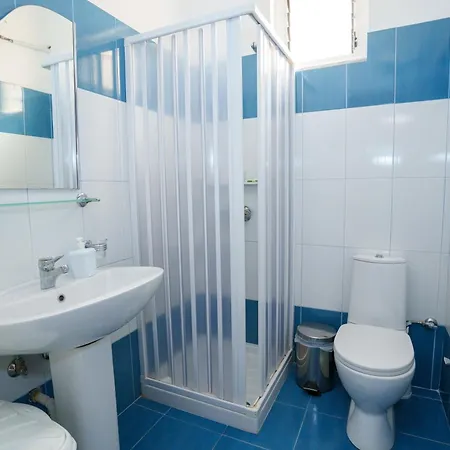 Shared Apt- Private With 2 Beds Daire Saranda