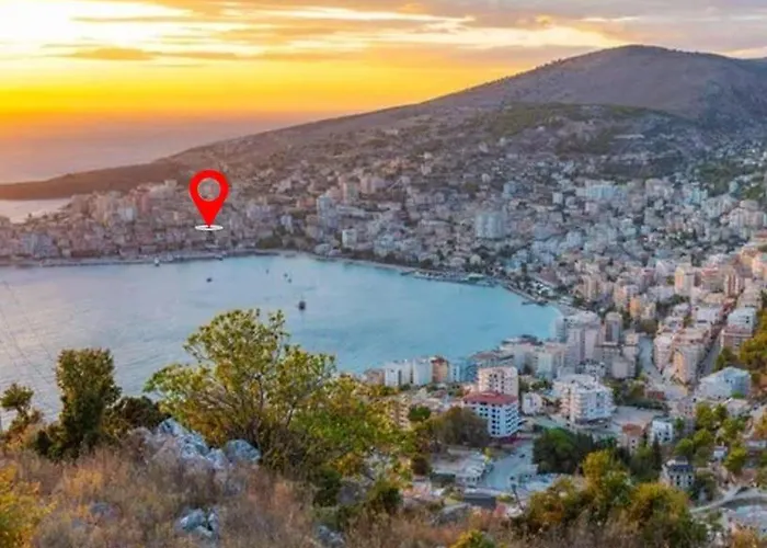 Shared Apt- Private With 2 Beds *