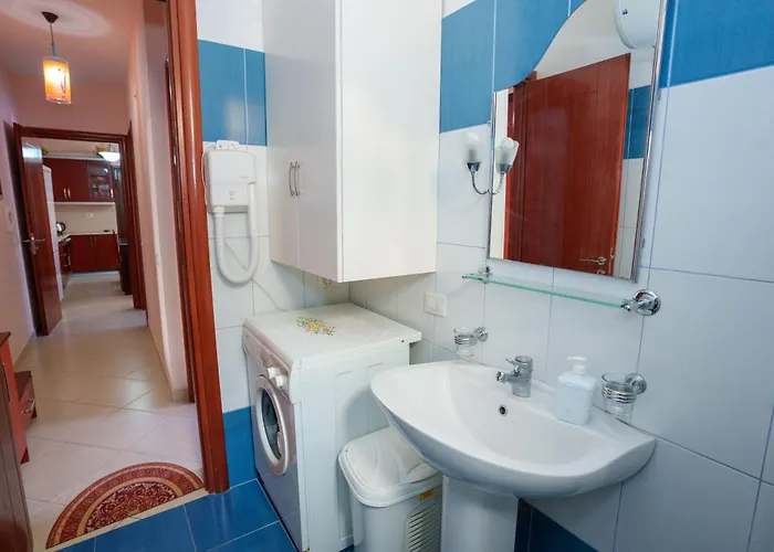 Shared Apt- Private With 2 Beds * Sarandë